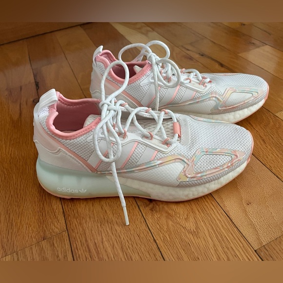 Adidas ZX 2K Big Kid’s Size 6/Woman’s 8 Cloud White-Haze‎ Coral - Picture 1 of 9